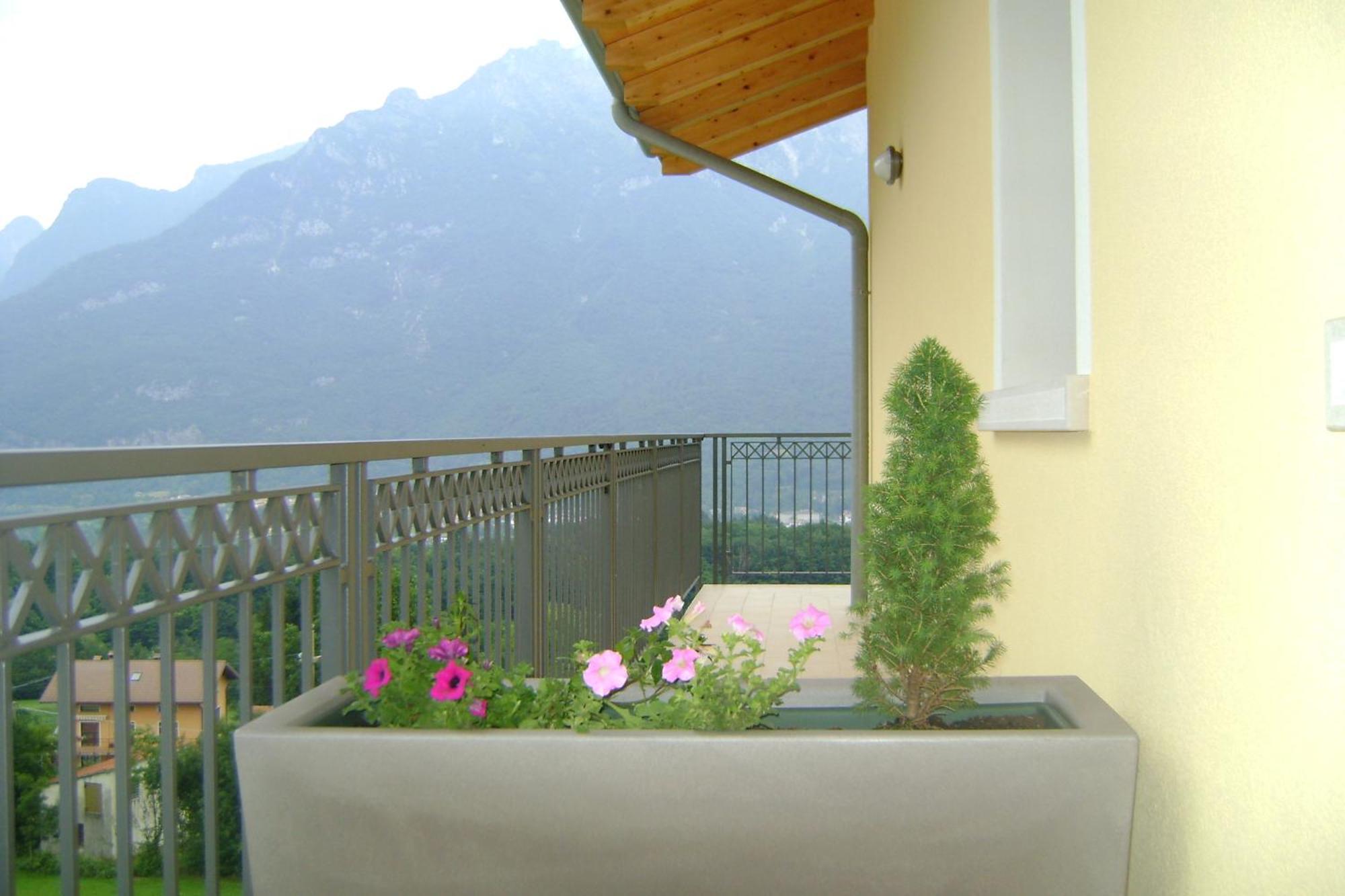 Affittacamere Rubino Guest House Ponte nellʼAlpi Kültér fotó