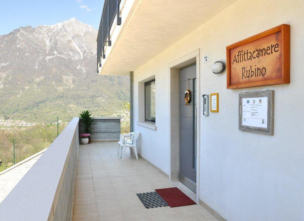 Affittacamere Rubino Guest House Ponte nellʼAlpi Kültér fotó