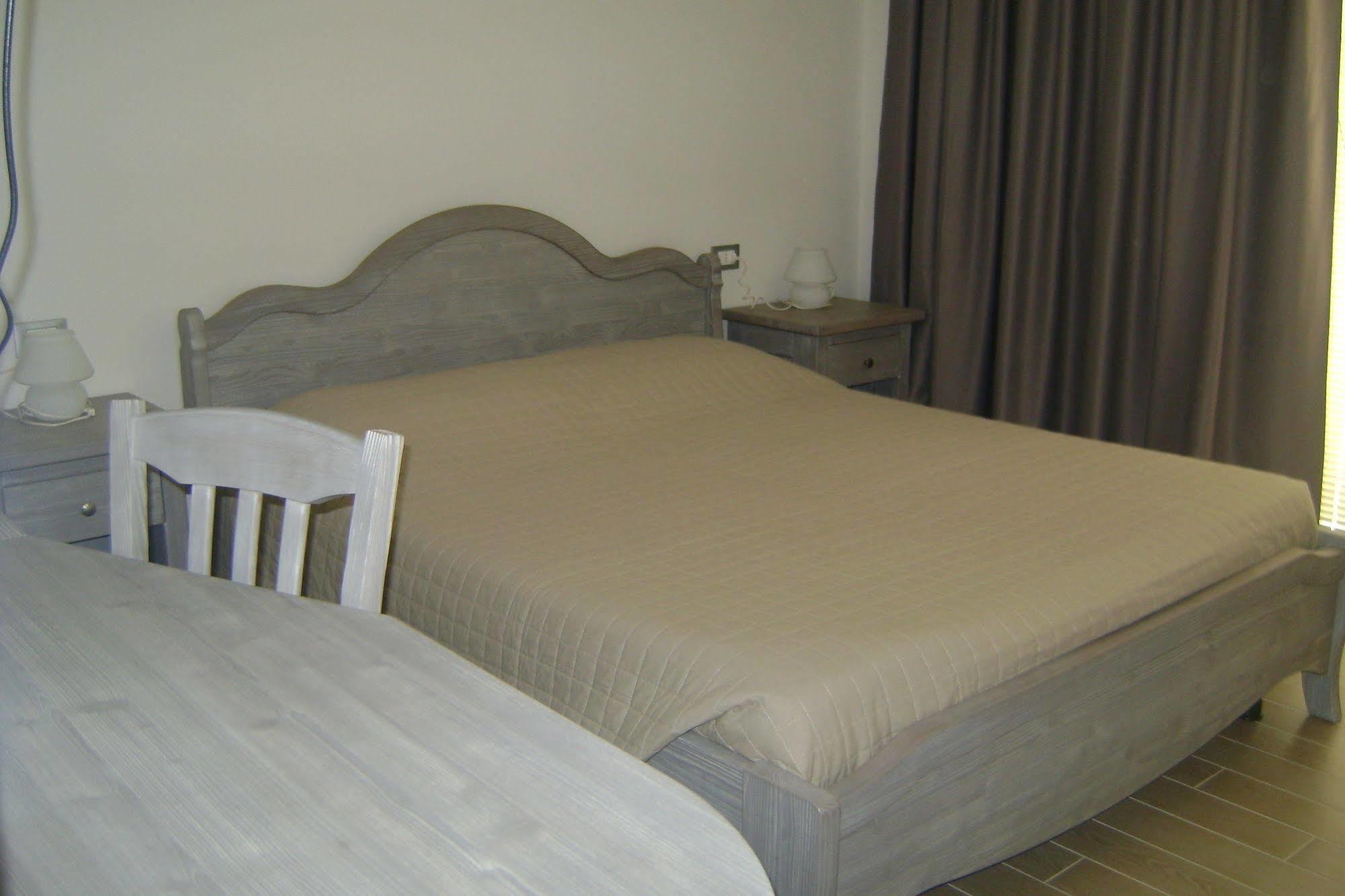 Affittacamere Rubino Guest House Ponte nellʼAlpi Kültér fotó