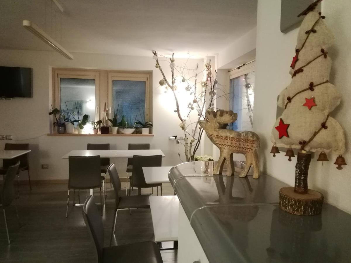 Affittacamere Rubino Guest House Ponte nellʼAlpi Kültér fotó